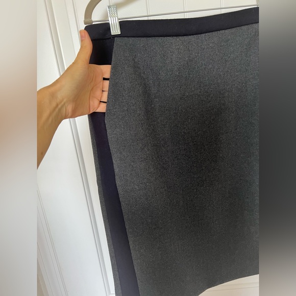 No. 2 Pencil Dark Grey Wool Skirt from J. Crew. - Picture 4 of 4